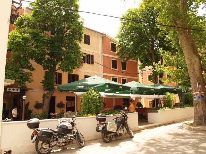 Skradinski Buk 3* Skradin